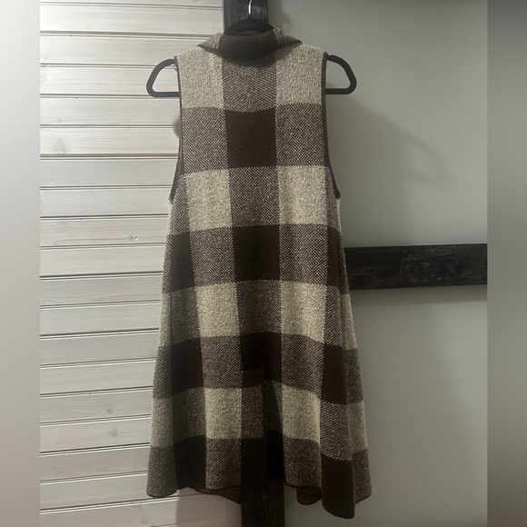 Love Tree Dark Brown Gingham Plaid Ling Cardigan Vest With Pockets - Picture 3 of 6